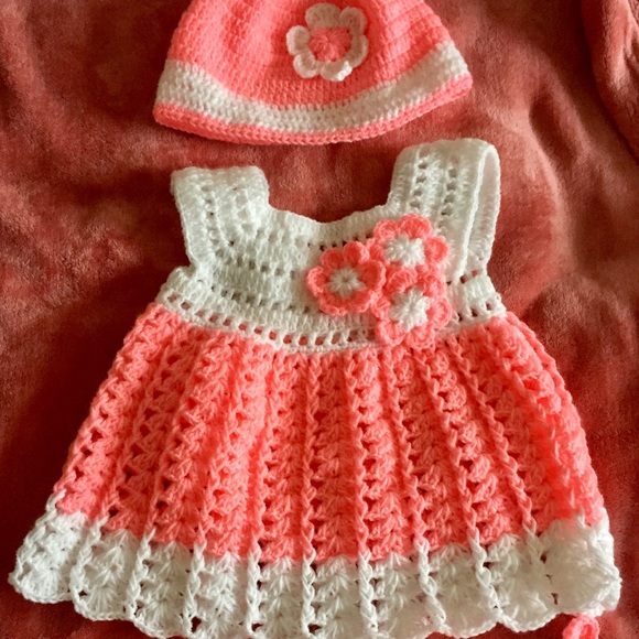 New Baby girl crochet 3 pieces set 0-6 months - Picture 5 of 6